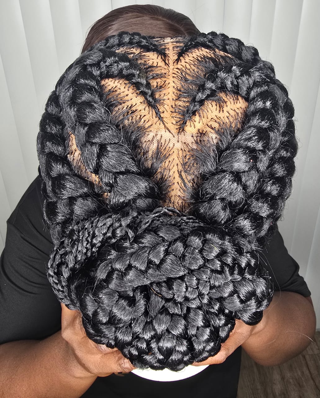 Elegant Full Lace Wig with Heart Style for Classic Ladies