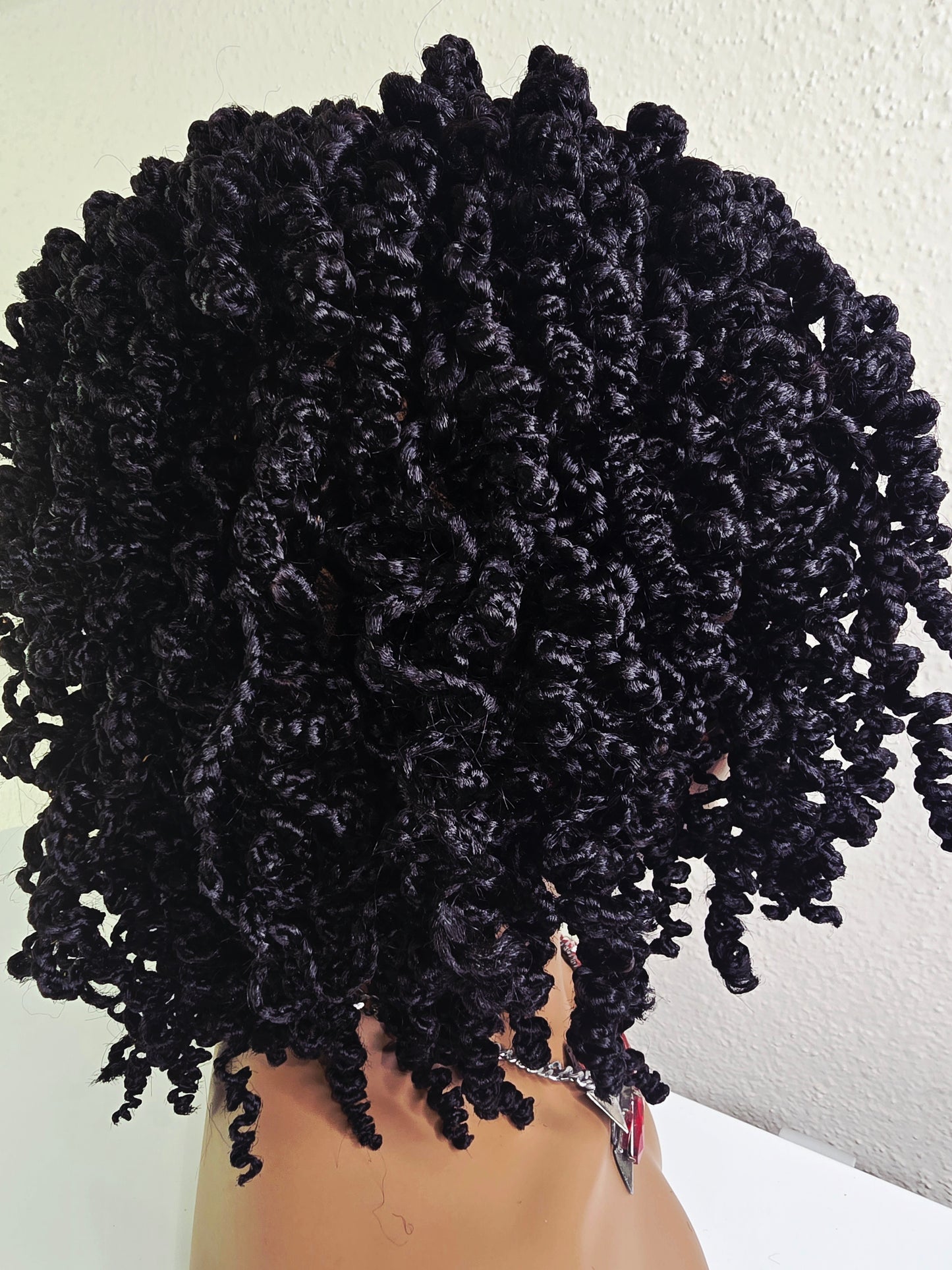 Black Side Part Synthetic Wig with 360 Full Lace for Elegant Ladies Pre-Styled for Effortless Beauty