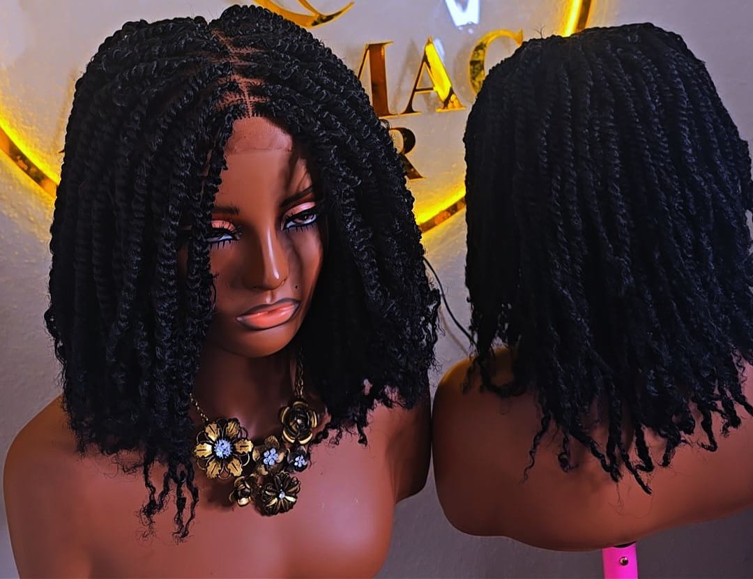 Kinky Twist synthetic braided wig for classic ladies. Lightweight, comfortable, stylish, and easy to wear. Perfect for everyday wear, church, work, parties and special occasions. Get a natural braided look without salon stress.