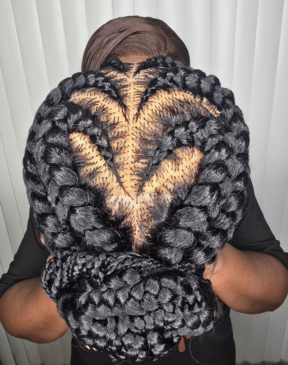 Elegant Full Lace Wig with Heart Style for Classic Ladies