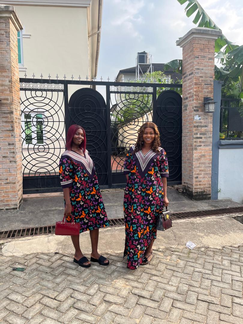 Elegant African Print Maxi Dress for Women – Sleeveless Flowy Ankara-Inspired Long Dress with Pockets