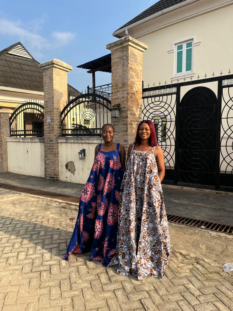 Elegant African Print Maxi Dress for Women – Sleeveless Flowy Ankara-Inspired Long Dress with Pockets