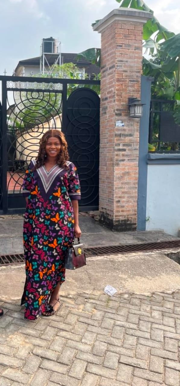 Elegant Butterfly Print Kaftan Maxi Dress for Women – Flowy V-Neck Long African with Aso Oke-Inspired Gown